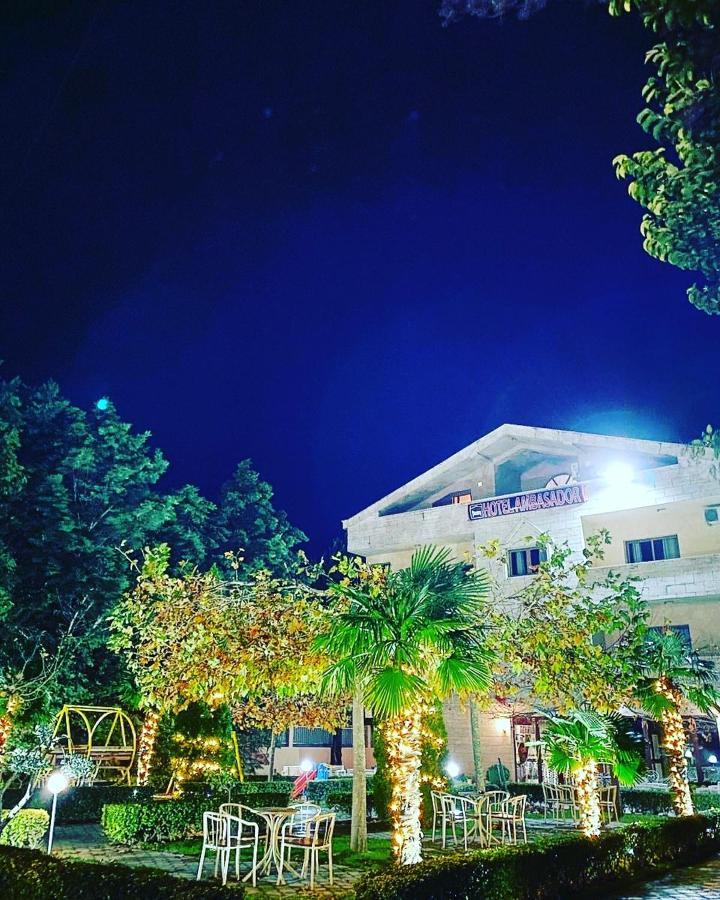 Hotel Ambasador Garden เลเจอ ภายนอก รูปภาพ